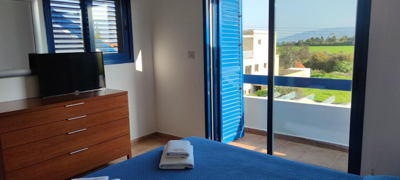 Polis Island Spirit Beach House מראה חיצוני תמונה